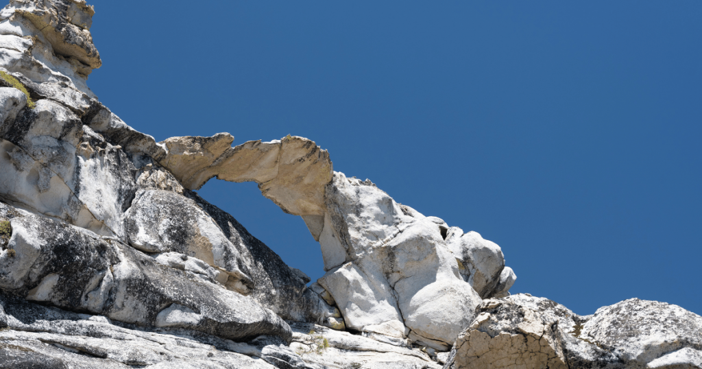 yosemite arch rock
